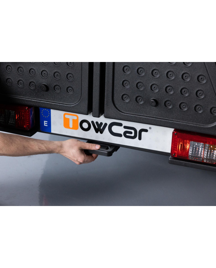 TOWBOX V2 Heckträgerbox
