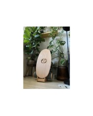Balance board stand with roller